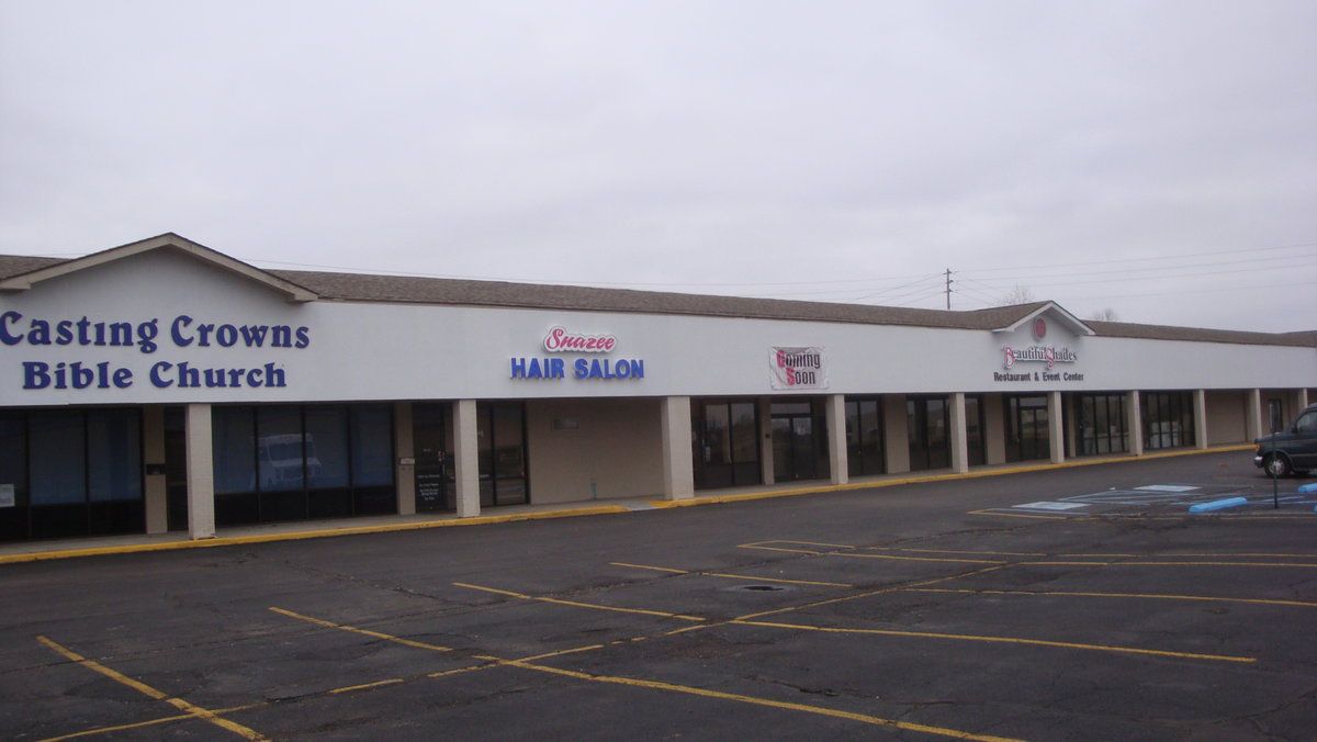 Century Plaza: 4702 Century Plaza Rd, Indianapolis, IN 46254